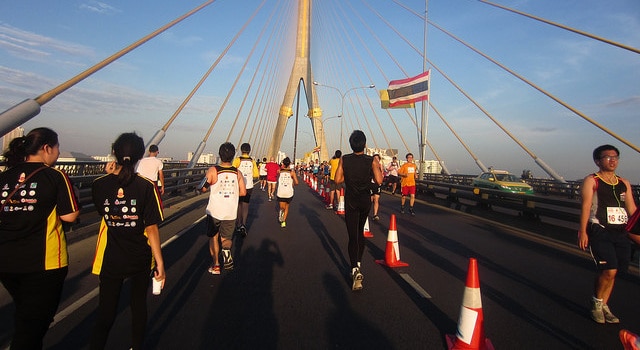 Le semi-marathon 2015 de Bangkok fut long de 27 kilomètres