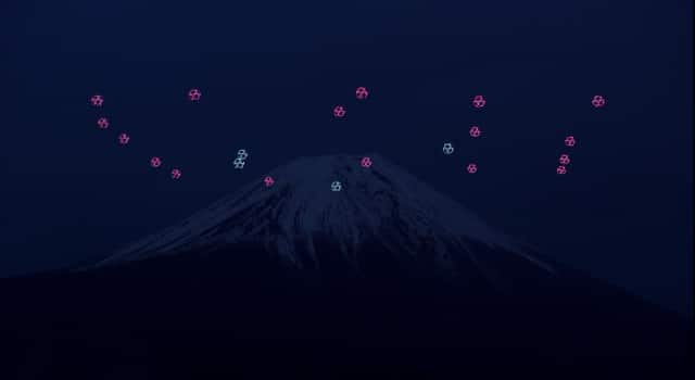 Un ballet de drones illuminés devant le Mont Fuji